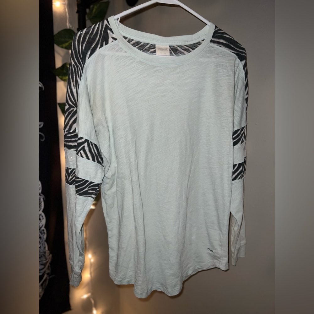 PINK long sleeved blue shirt size xs